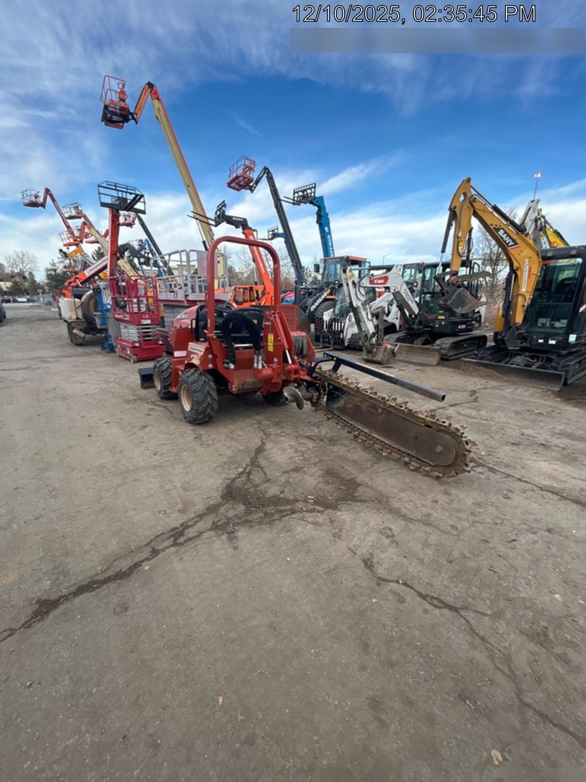 2020 DITCH WITCH RT45A