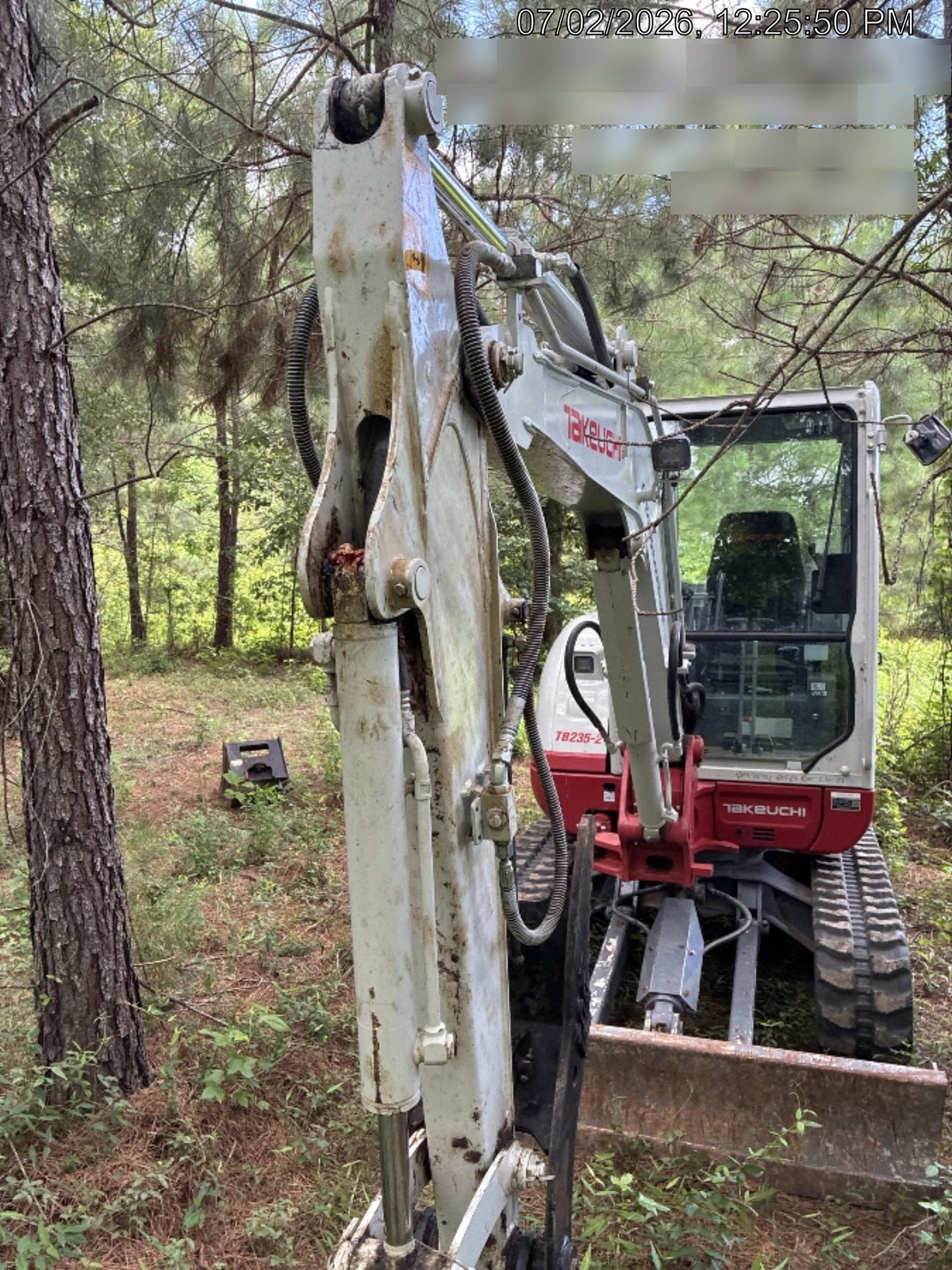 2025 TAKEUCHI TB235-2CR
