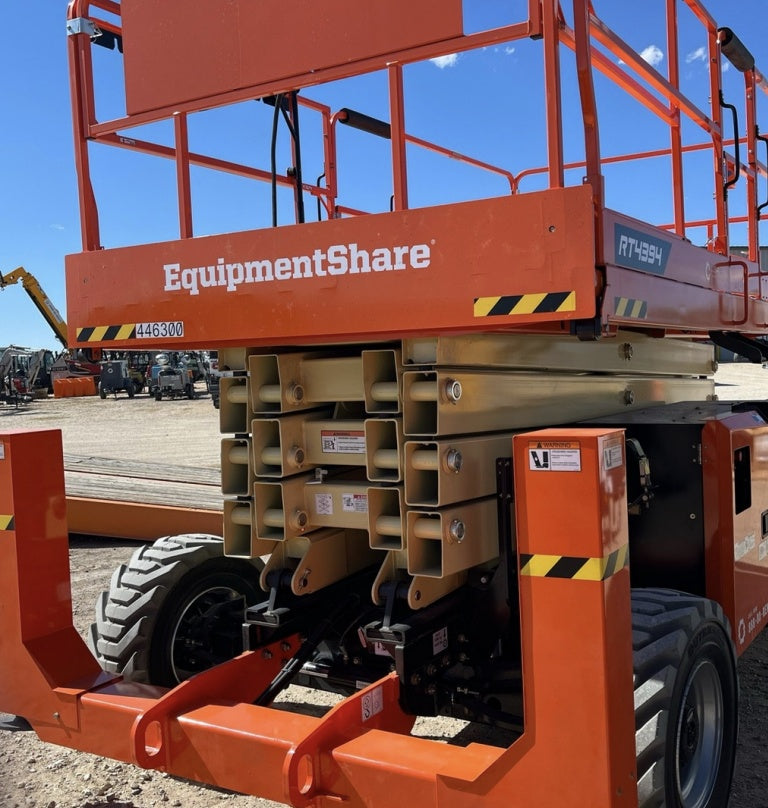2024 JLG RT4394