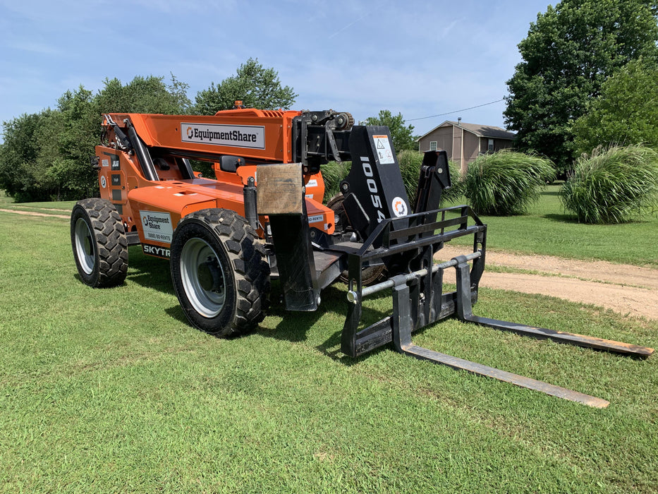 2021 SKYTRAK 10054