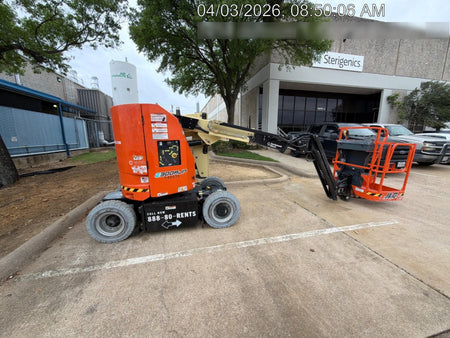 2025 JLG E300AJP
