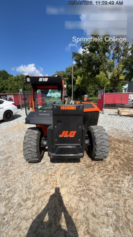 2025 JLG 519