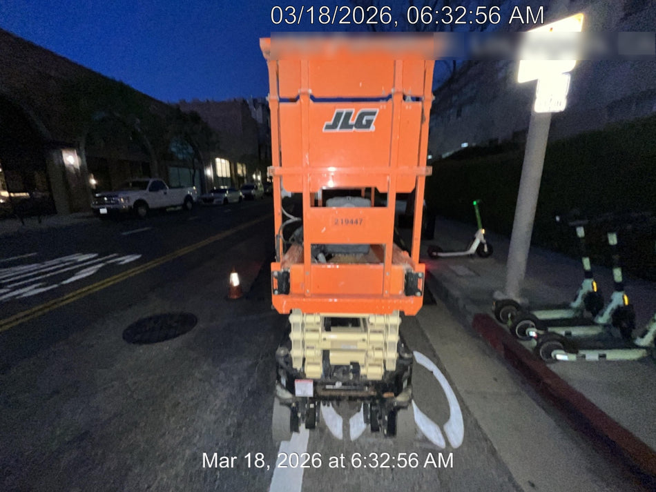 2022 JLG ES1932