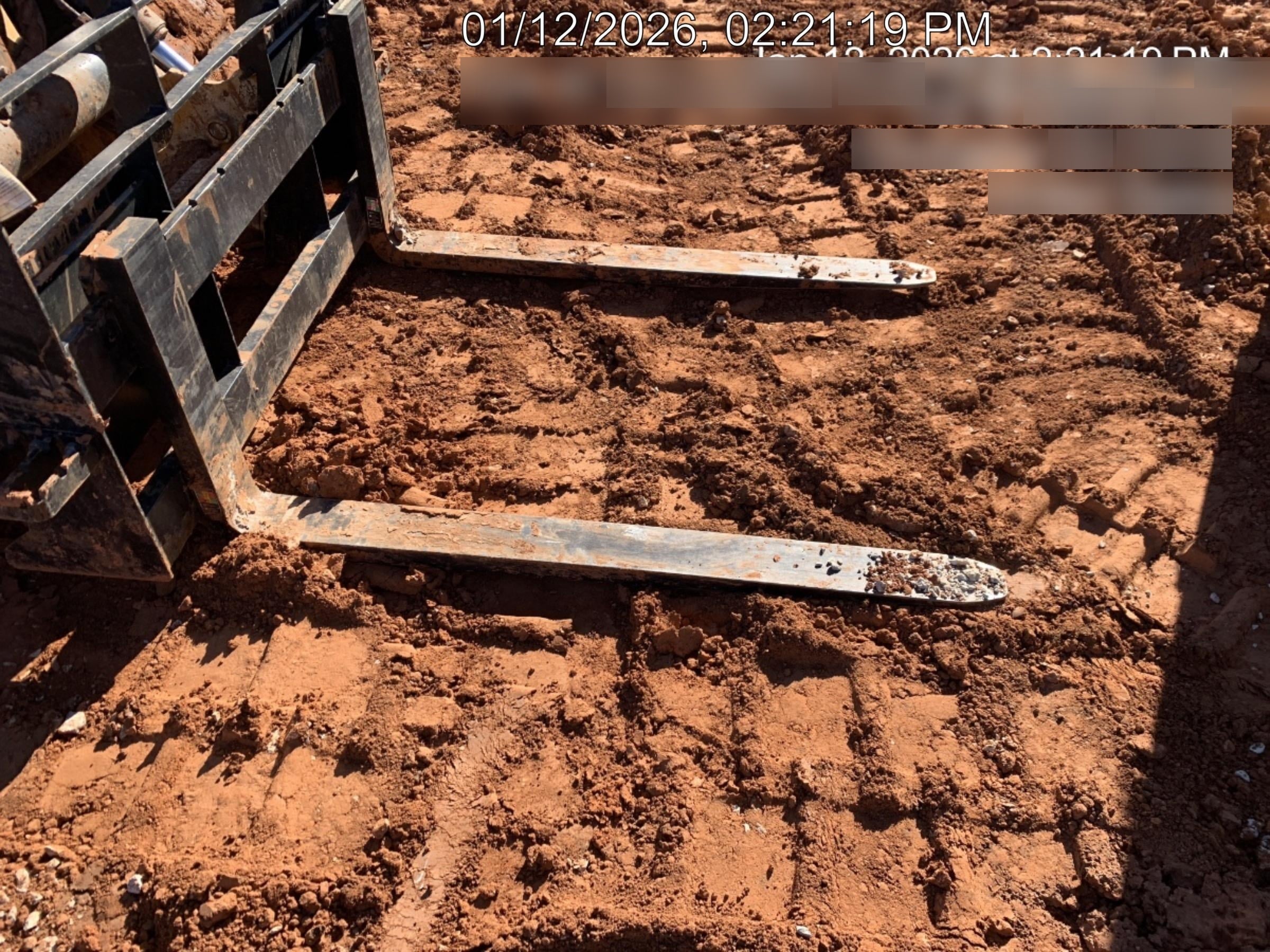 2024 ARROW MATERIAL HANDLING 48" Pallet Forks - Arrow