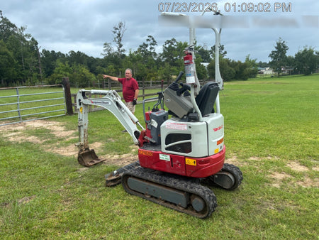 2022 TAKEUCHI TB210R