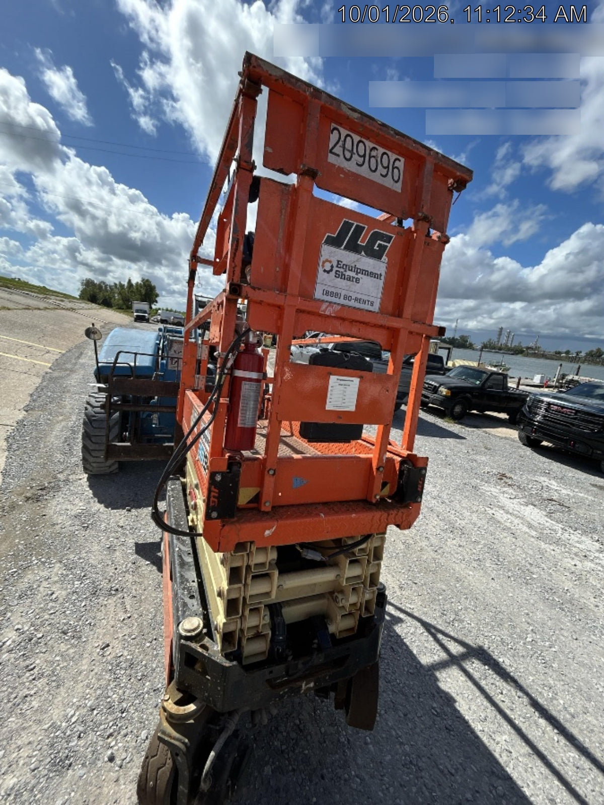 2022 JLG ES1932