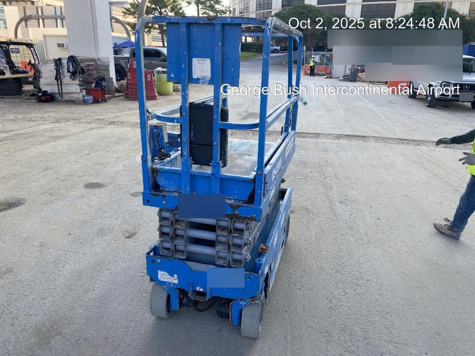 2019 Genie GS-1930 Fixed Rails with Chain Entry