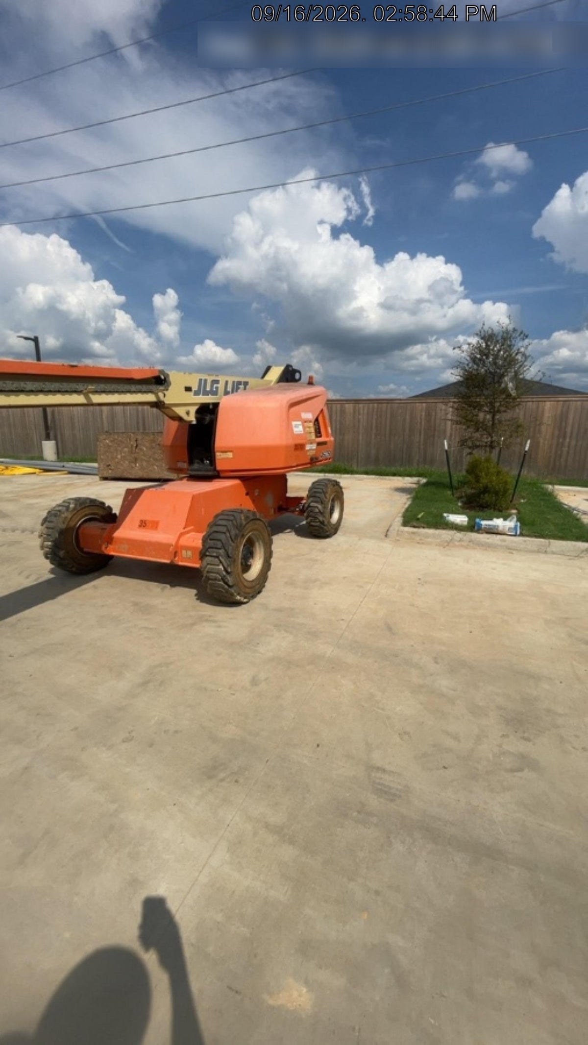 2019 JLG 460SJ
