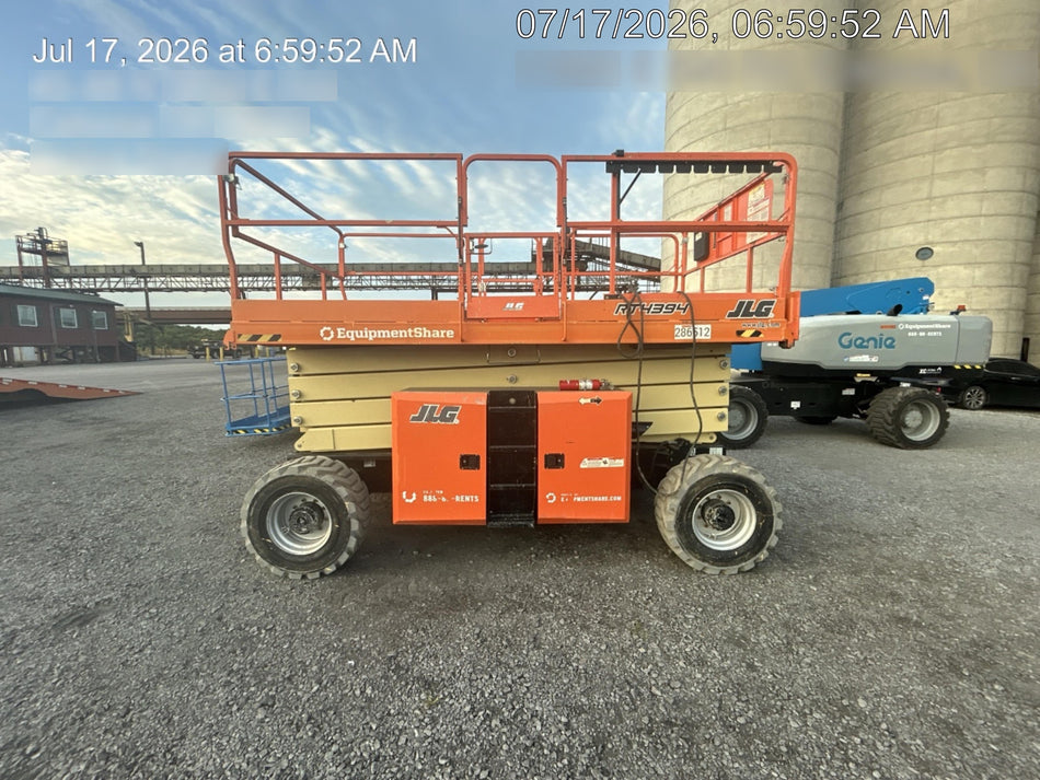 2022 JLG RT4394