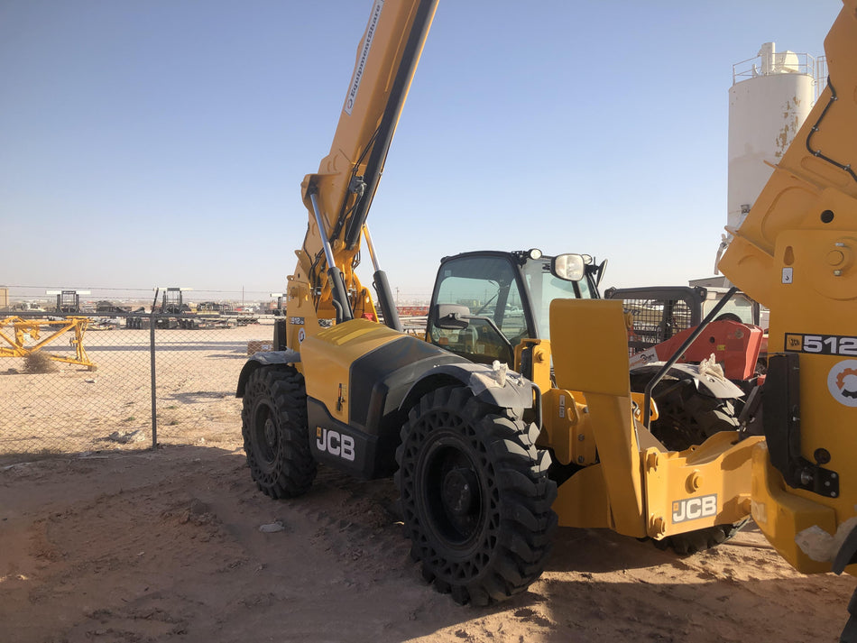 2022 JCB 512-56