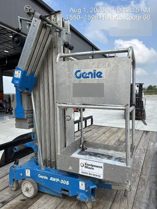 2018 GENIE AWP-30S