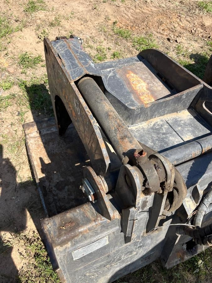 2020 PALADIN 76" Scrap Grapple Bucket - Paladin