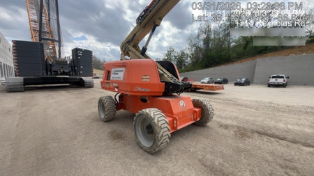 2019 JLG 660SJ