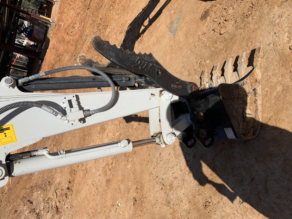 2020 TAKEUCHI TB-235-2CR