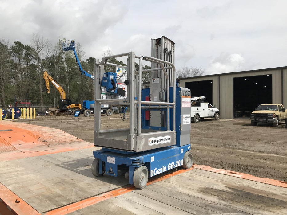 2019 GENIE GR-20
