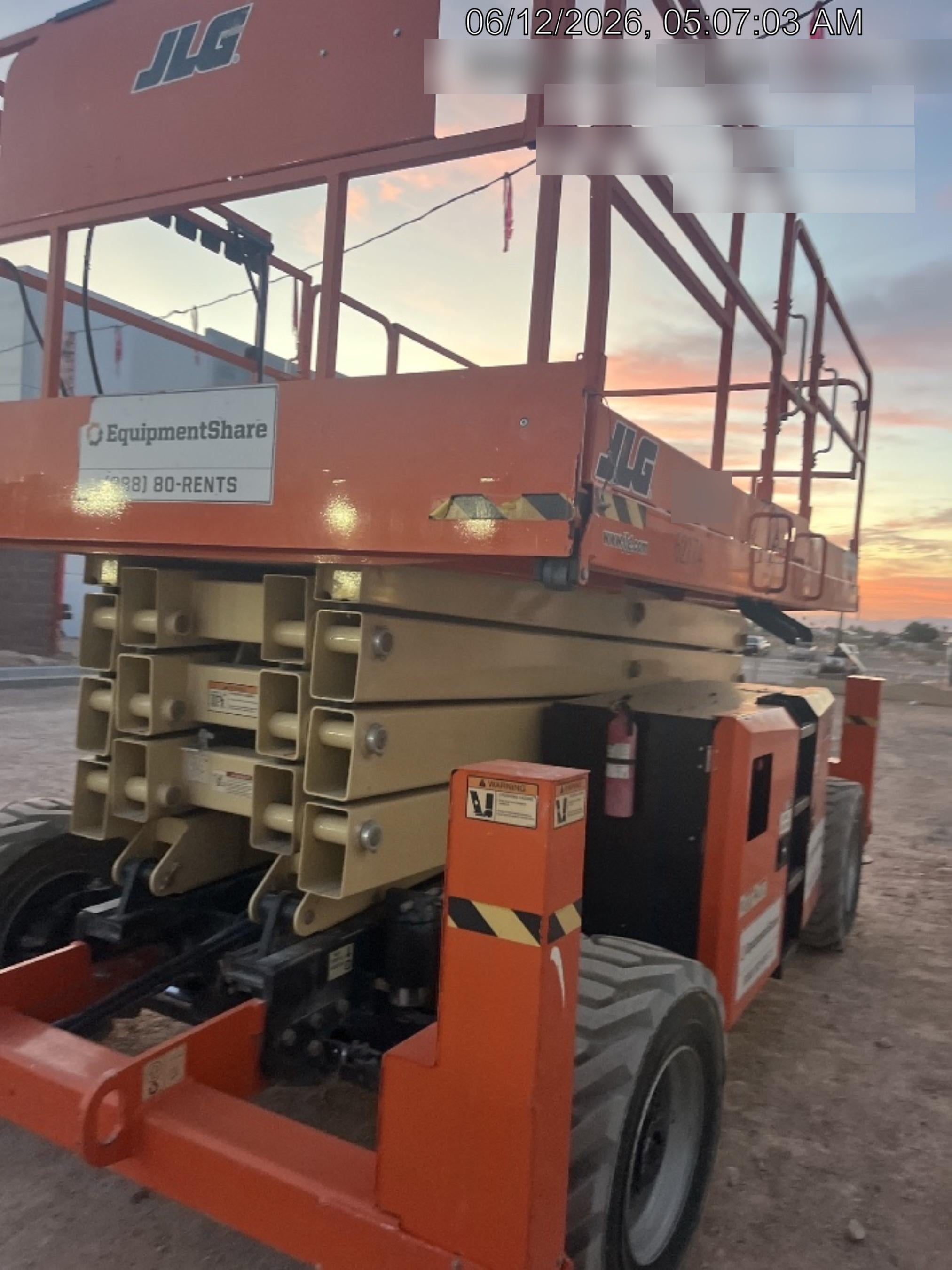 2020 JLG 430LRT
