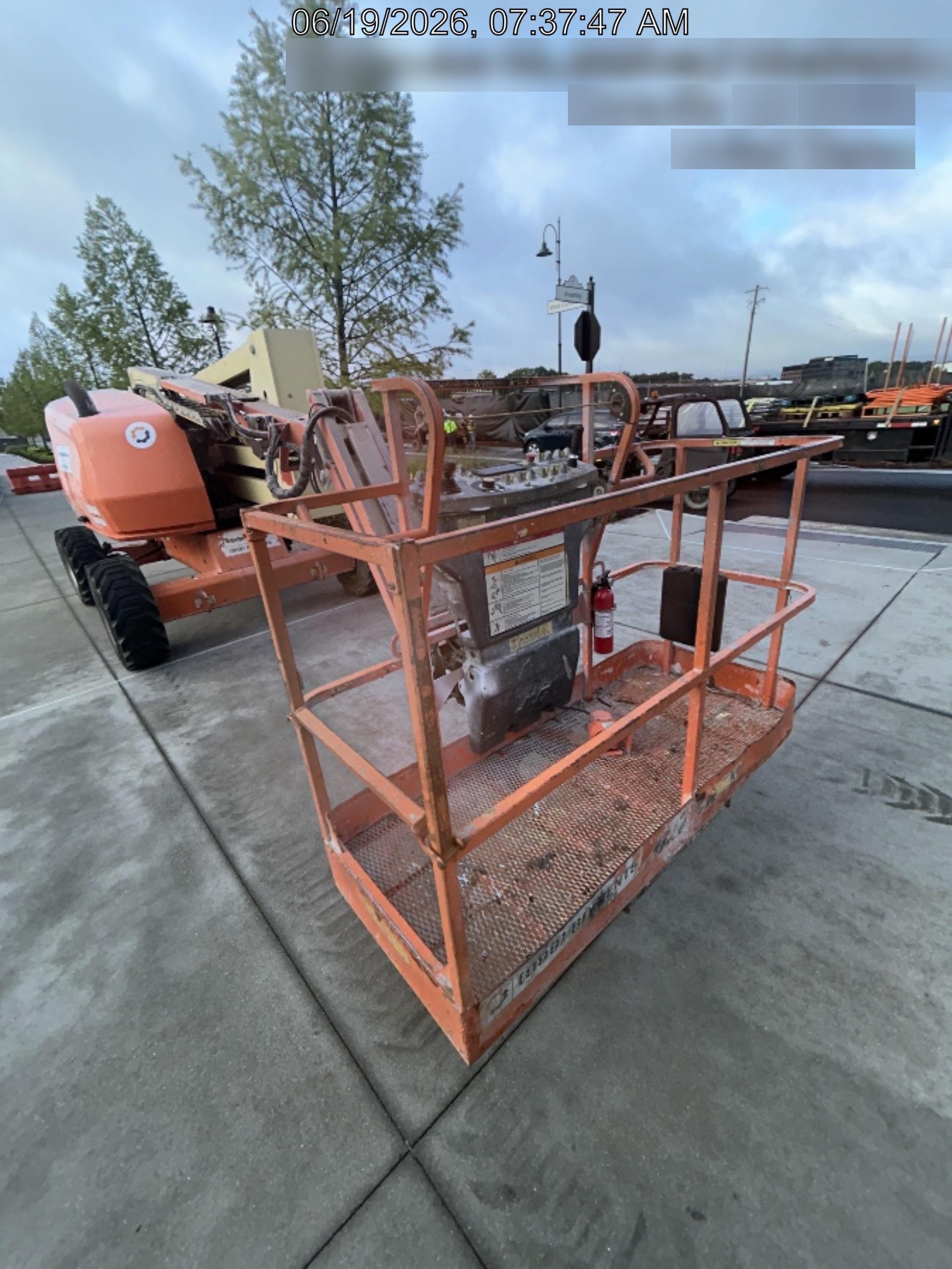 2019 JLG 450AJ