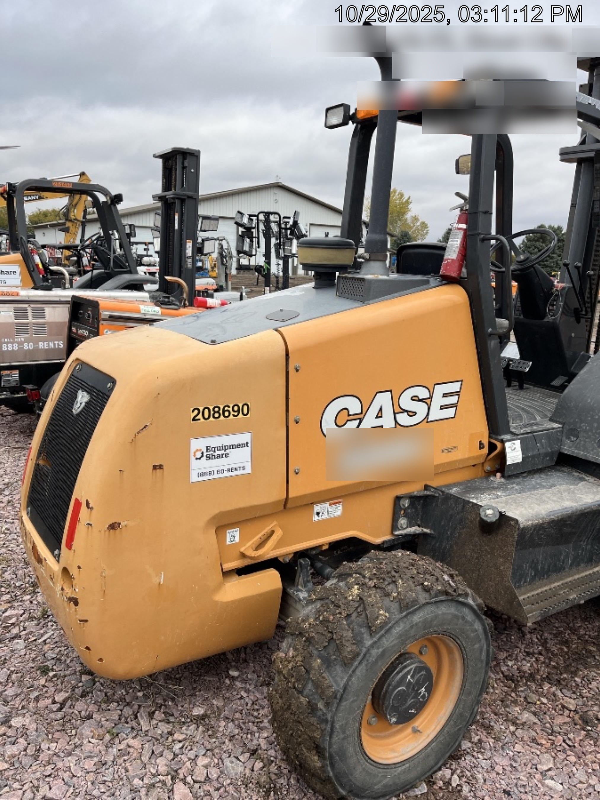 2022 CASE 588H