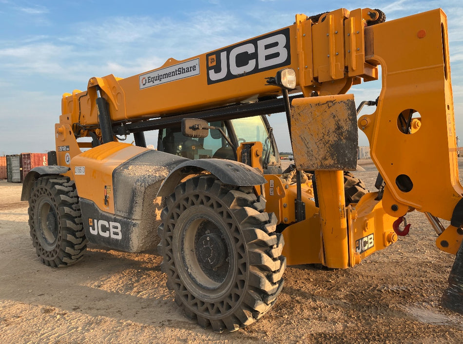 2022 JCB 512-56