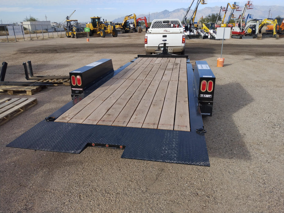 2021 TOWMASTER T-12DT