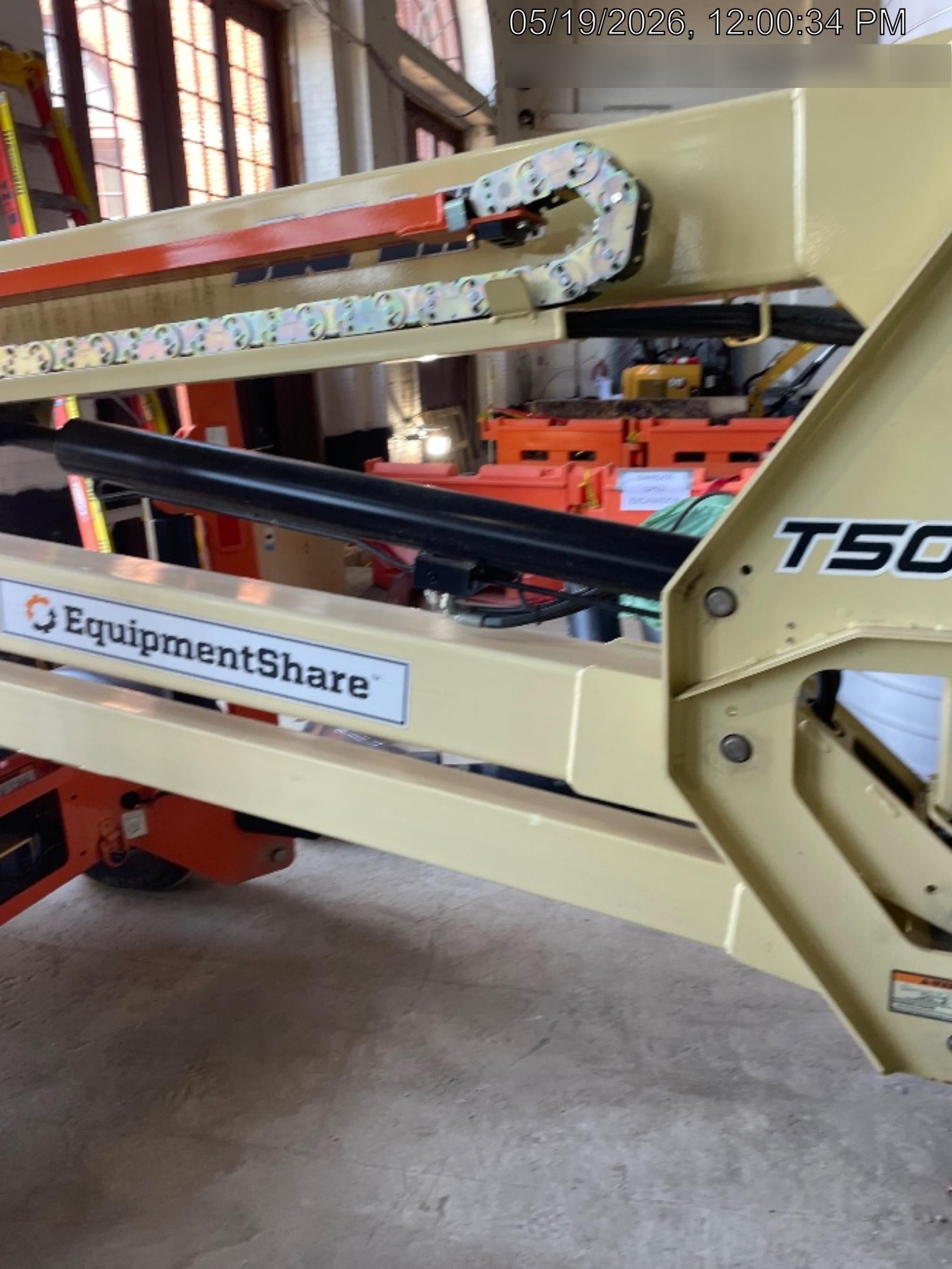 2022 JLG T500J