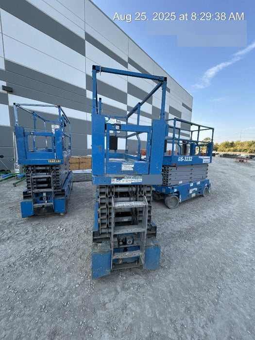 2018 Genie GS-3232 Genie GS-3232 Scissor Lift w/Standard Options