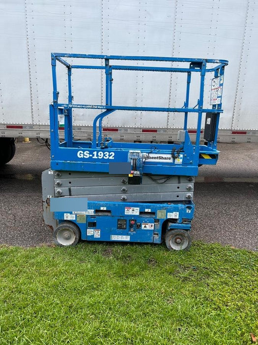 2021 GENIE GS-1932