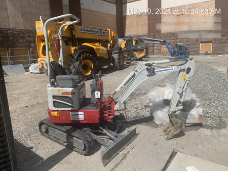 2022 TAKEUCHI TB210R