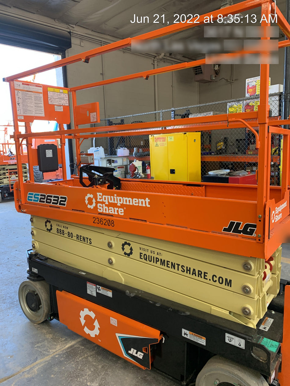 2022 JLG ES2632