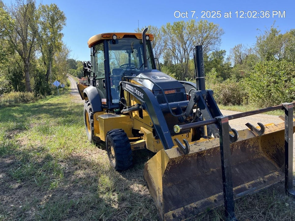 2023 ARROW MATERIAL HANDLING 60" Bucket Mounted Forks