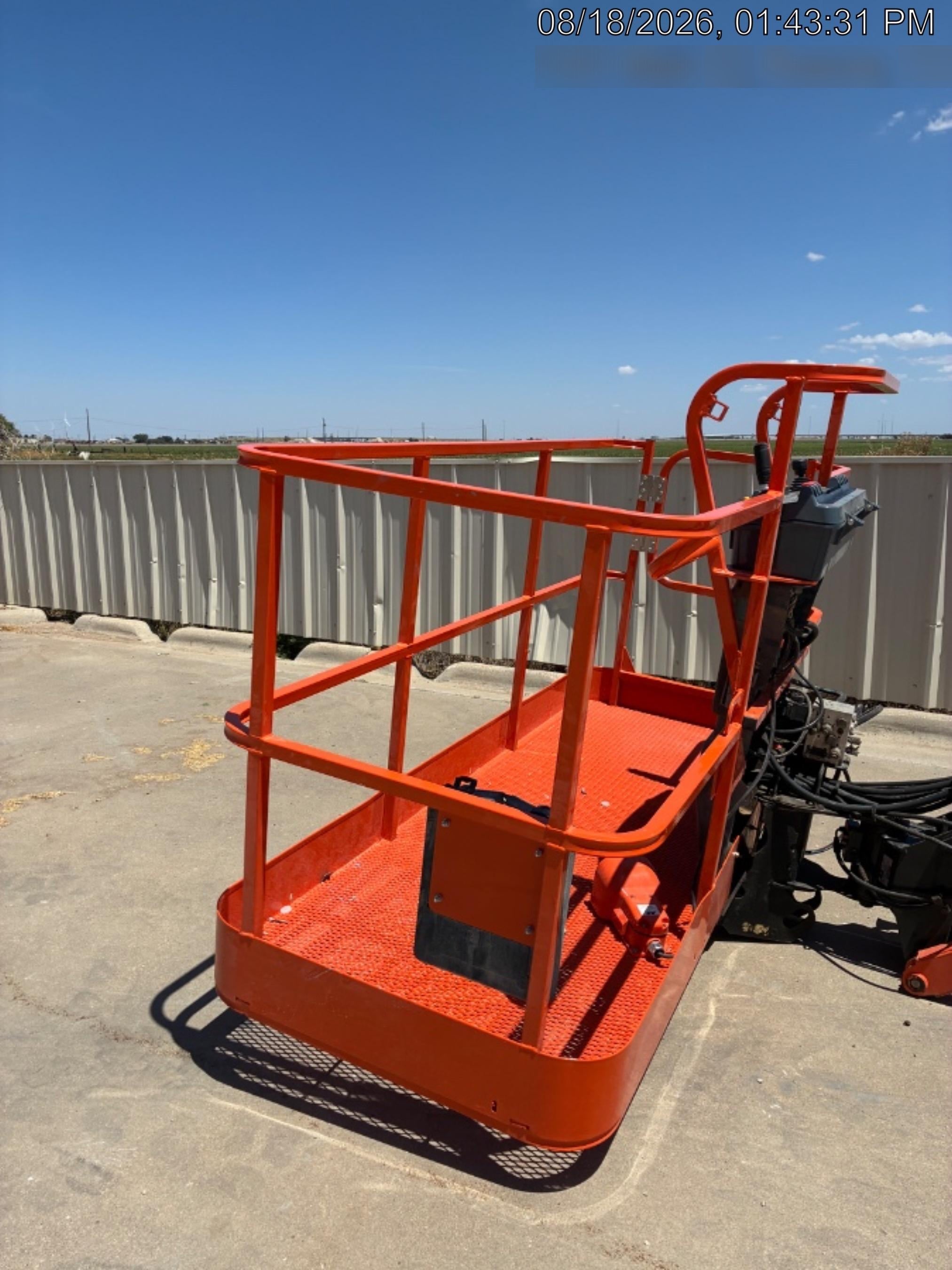 2019 JLG 660SJ