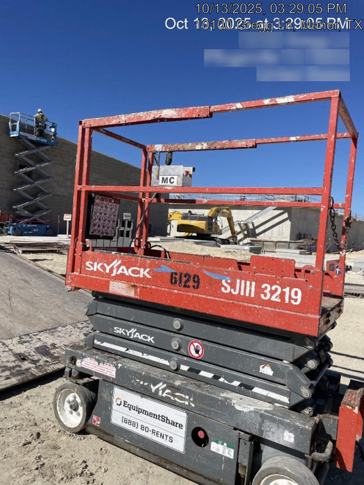 2017 Skyjack SJIII-3219 Skyjack SJ3219, Trojan Battery Set, Extended Warranty 5yr/5k hr