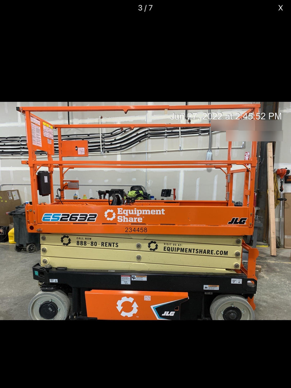 2022 JLG ES2632