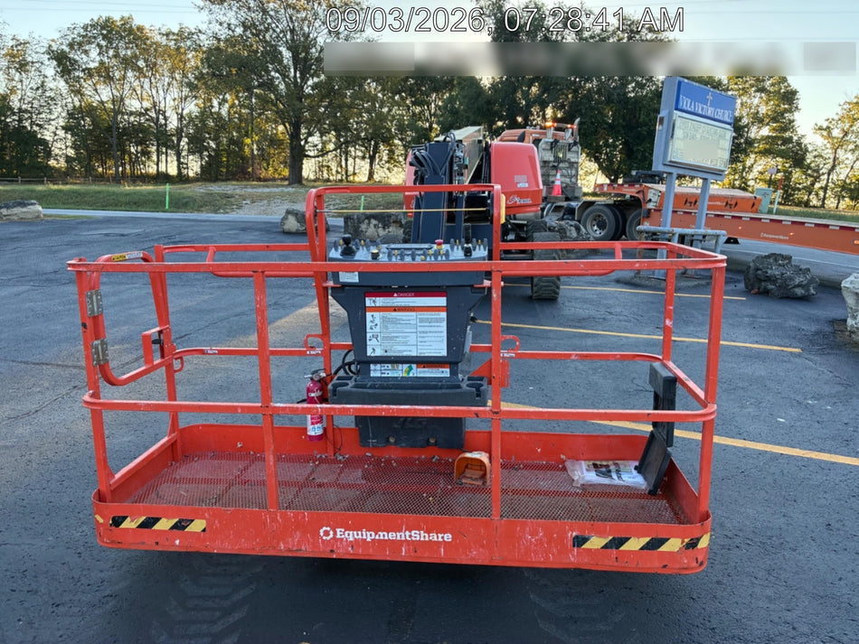 2025 JLG 660SJ