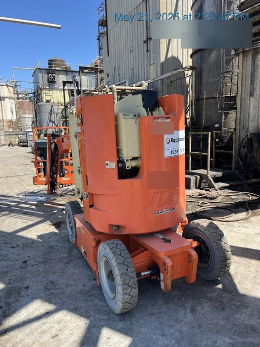 2019 JLG E300AJP