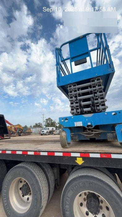 2019 Genie GS-4047 Folding rails with half height swing gate