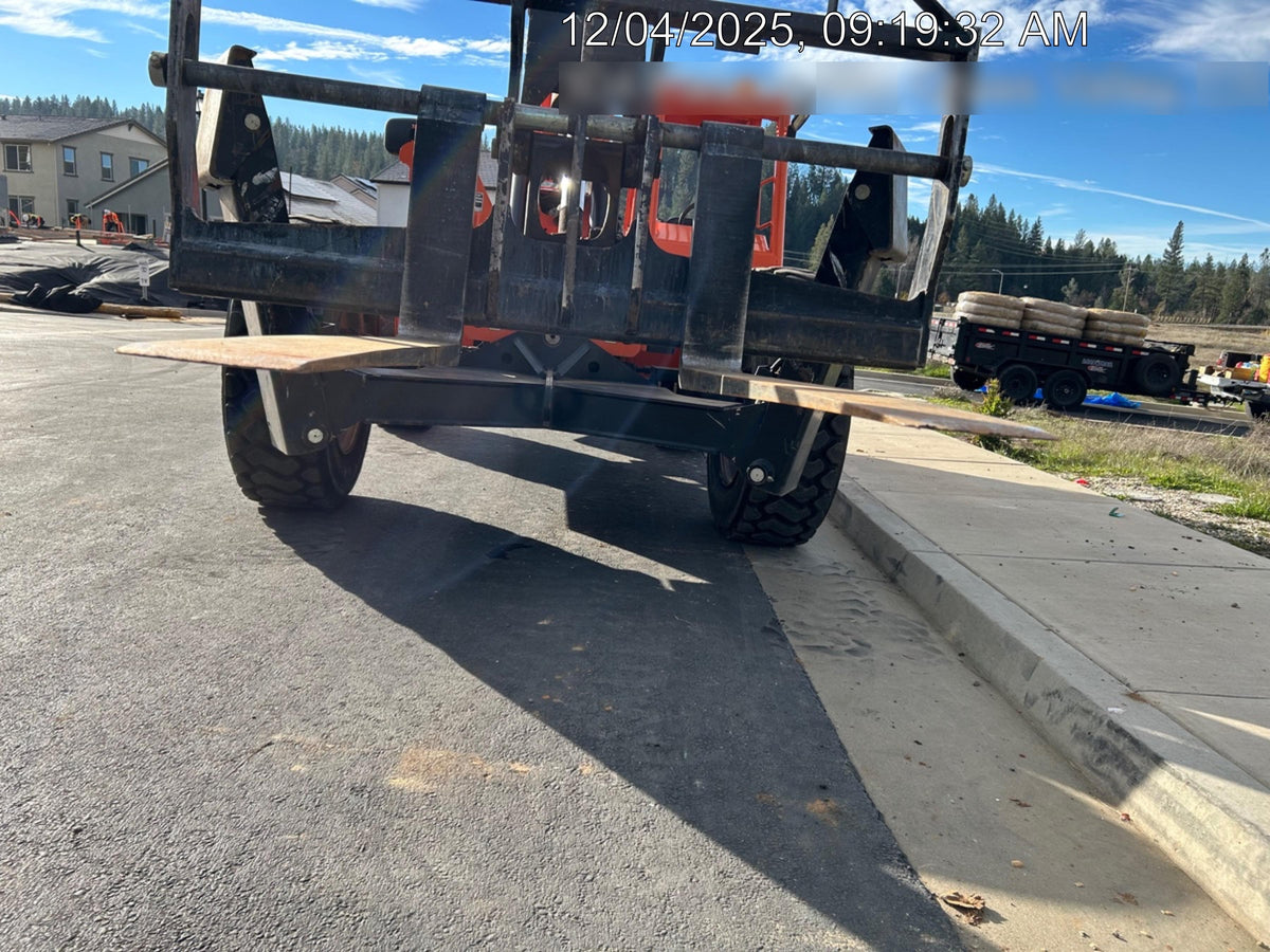 2021 SKYTRAK 10054