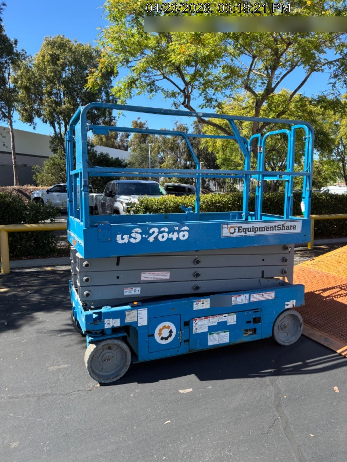 2019 Genie GS-2646 folding rails with full height swing gate
