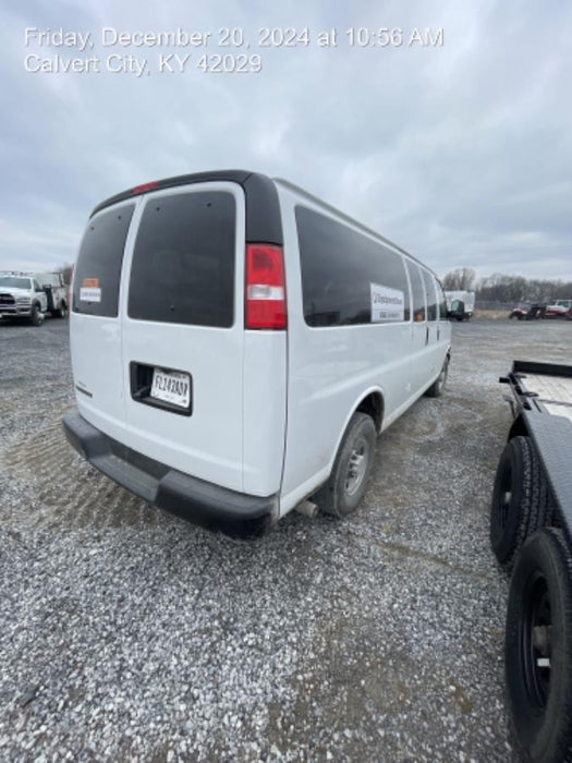2023 CHEVROLET Express Van - Rental