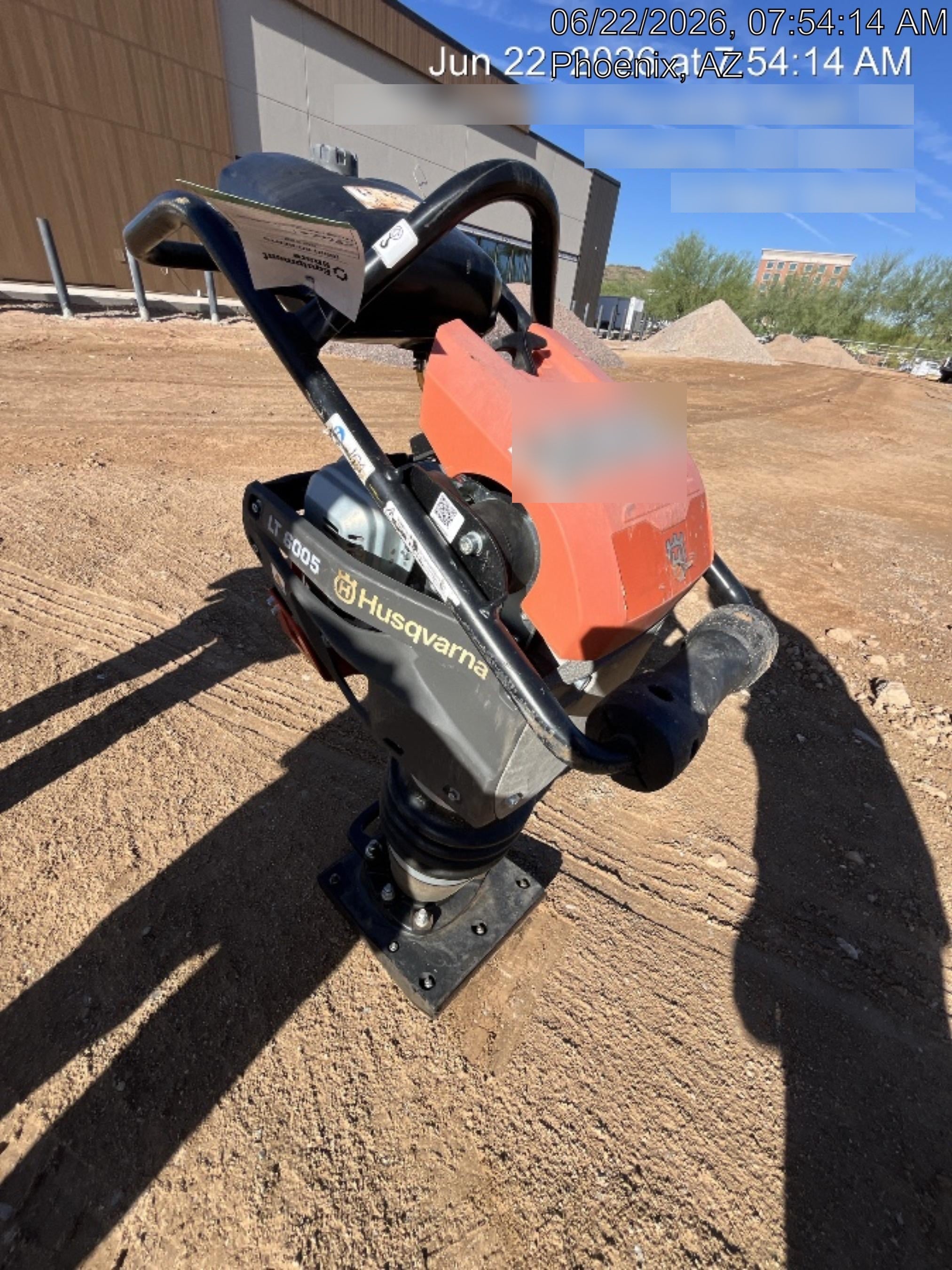 2025 HUSQVARNA LT6005