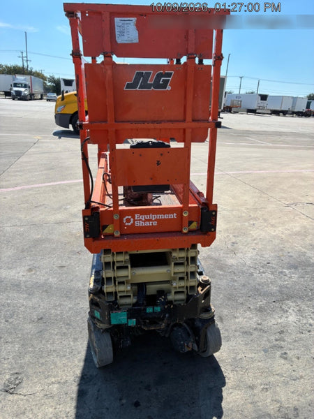 2023 JLG ES1932