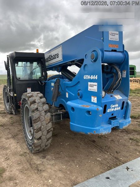 2022 GENIE GTH-844