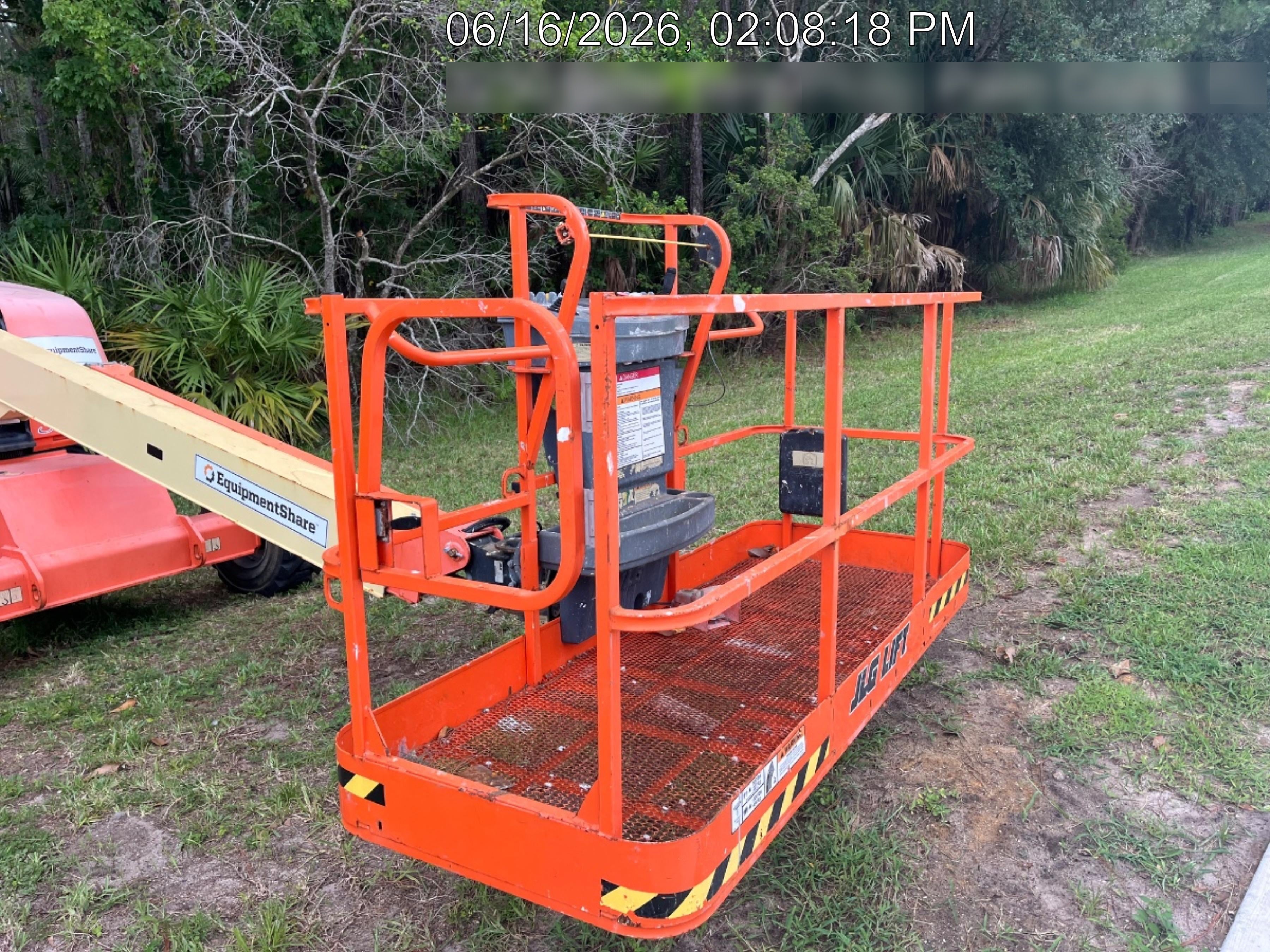 2021 JLG 400S