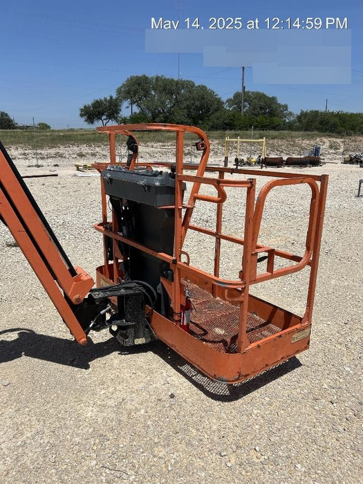 2019 JLG 450AJ