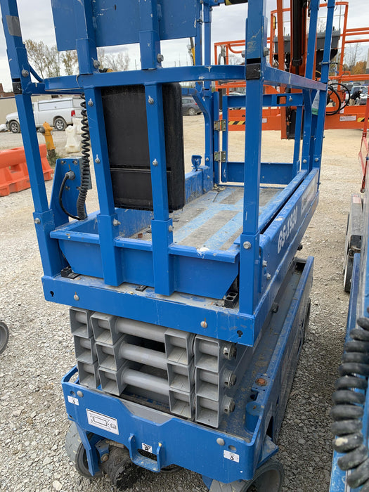 2020 Genie GS-1930 Solid Non Marking Tires, Beacon, Folding rails with half height swing gate