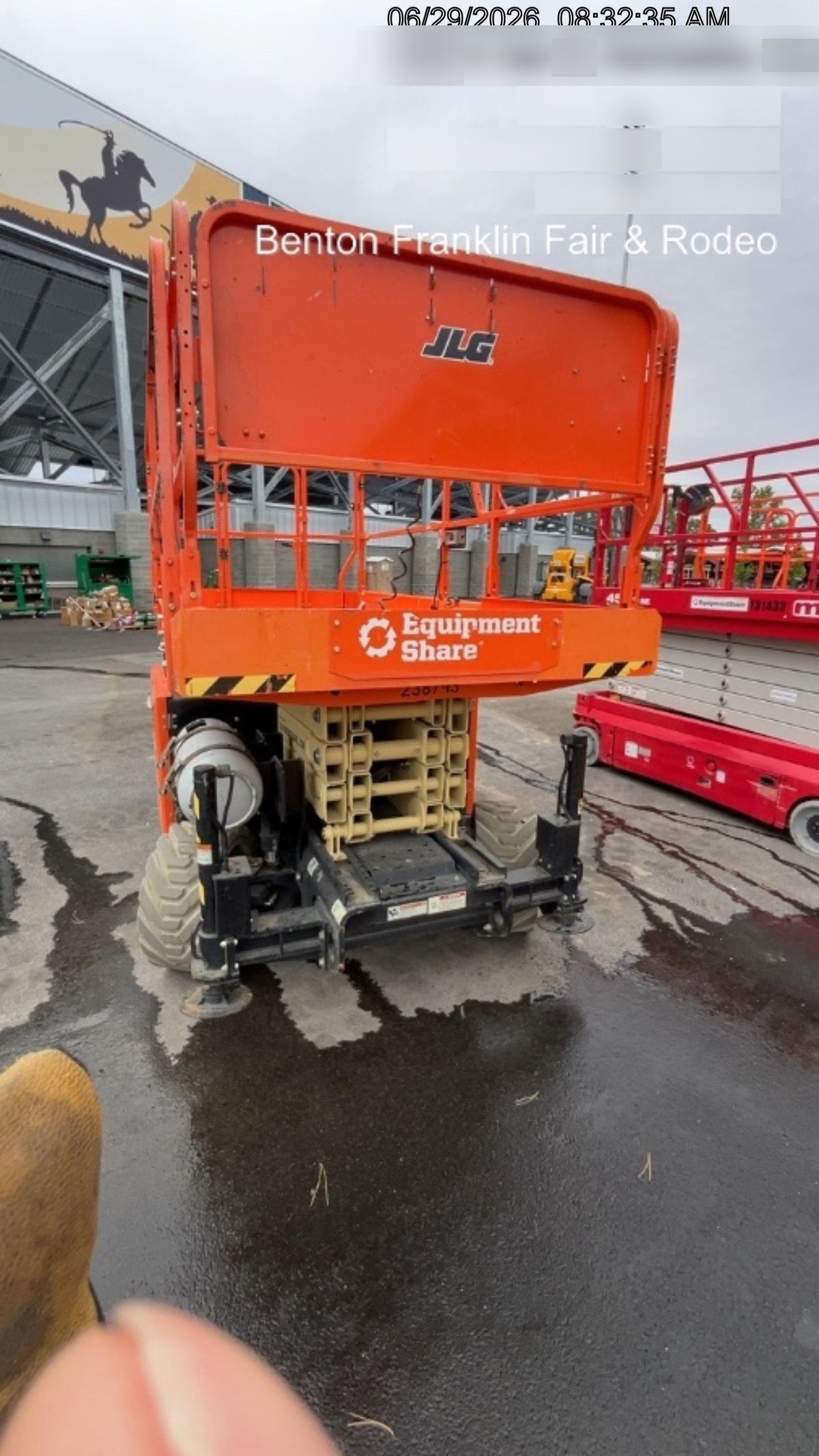 2022 JLG RT3369
