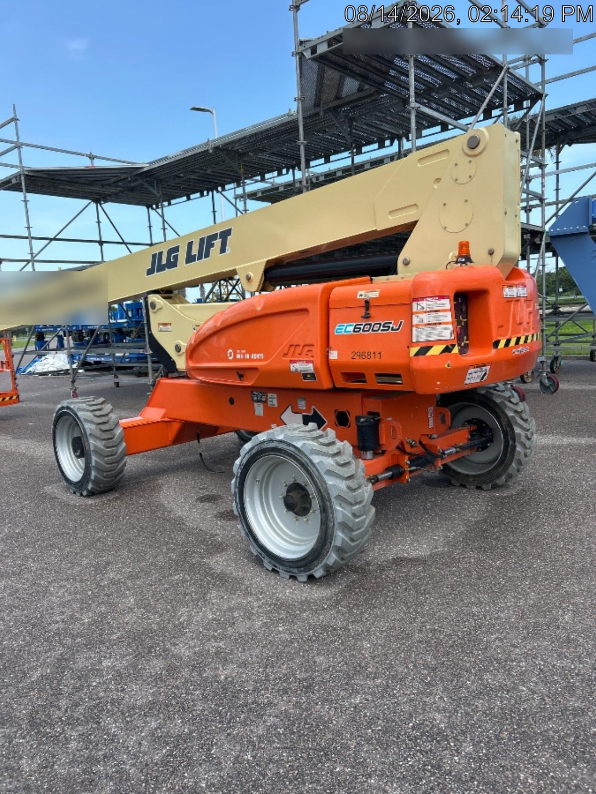 2023 JLG EC600SJ