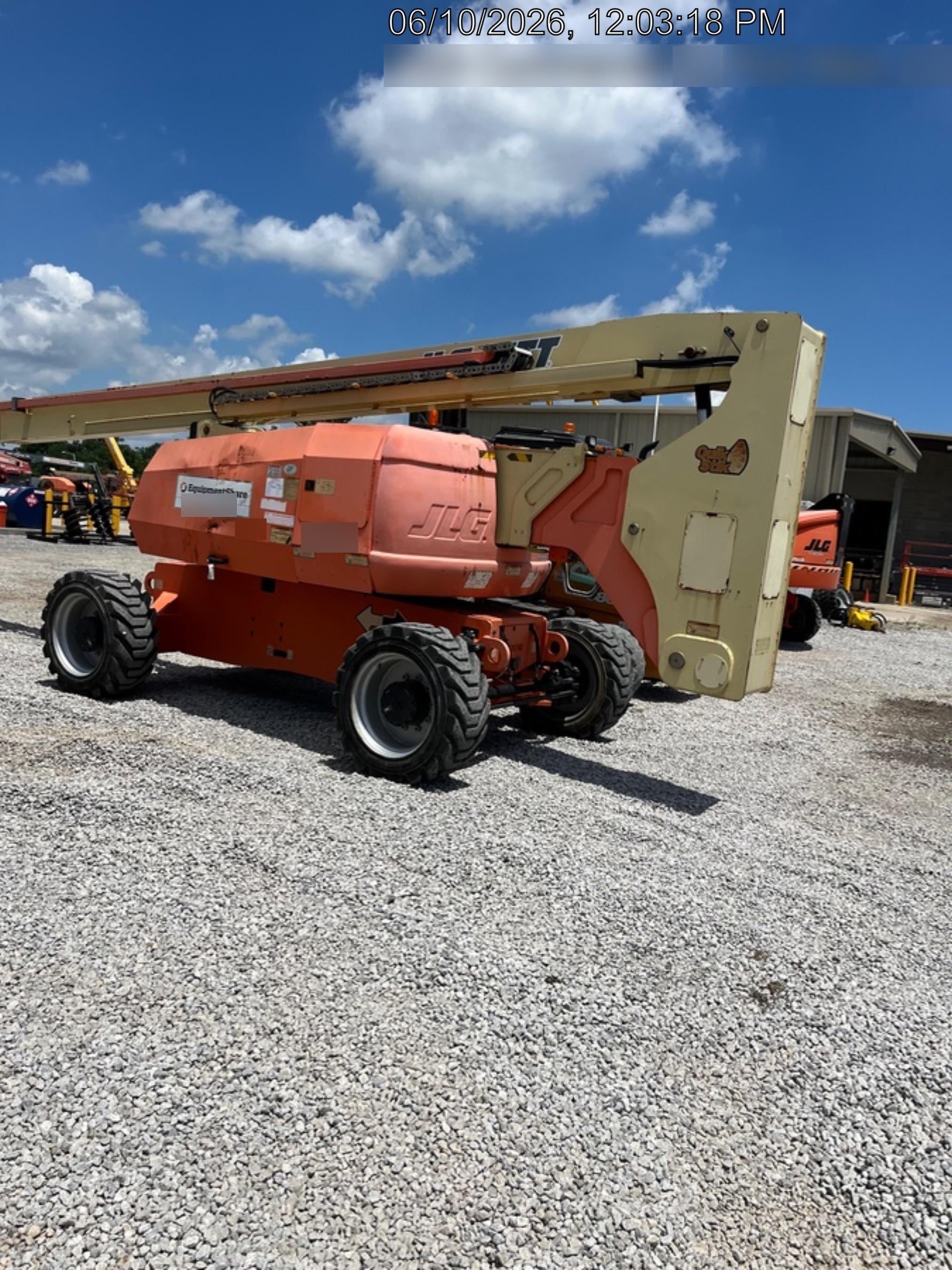 2019 JLG 800AJ