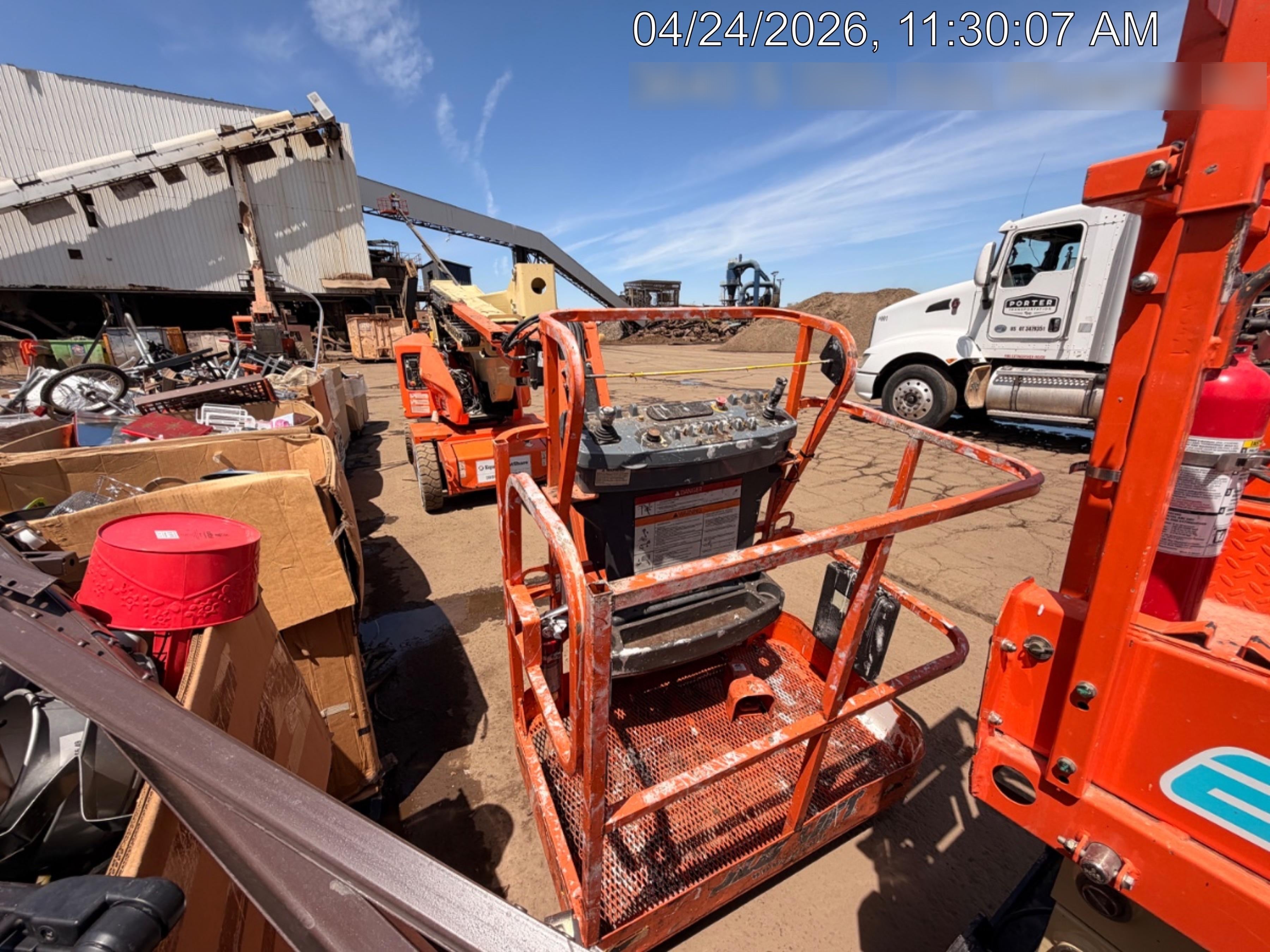 2022 JLG E400AJP Narrow
