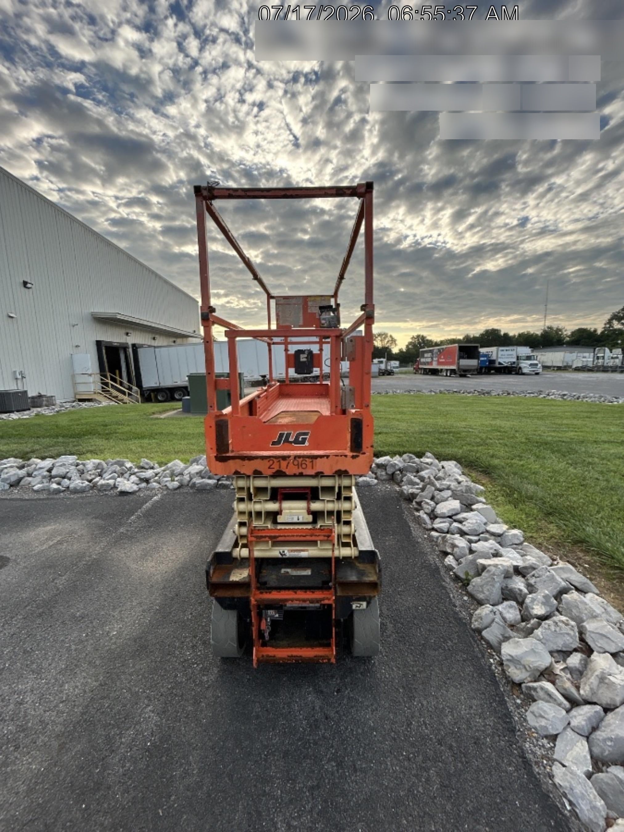 2022 JLG ES2632